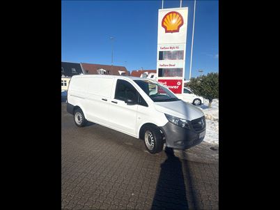 Mercedes-Benz Vito 114 CDi Kassevogn aut. L RWD (2023), 58.200 km, 239.900 Kr.