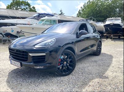 Porsche Cayenne Turbo 520HK (2015), 177,000 km, 3,350 Kr.