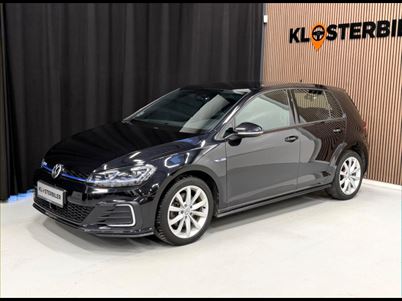 VW Golf VII 1,4 GTE DSG (2020), 58.000 km, 189.700 Kr.