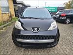 Peugeot 107 (2011), 148,000 km, 24,000 Kr.