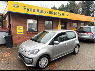 VW UP! 1,0 60 Life Up! BMT, 117,000 km, 67,700 Kr.