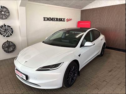 Tesla Model 3 RWD (2024), 12.000 km, 279.900 Kr.