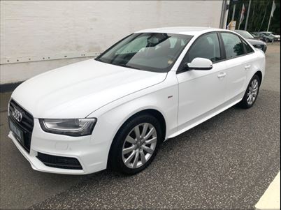 Audi A4 TFSi 170 S-line (2013), 154.000 km, 116.626 Kr.