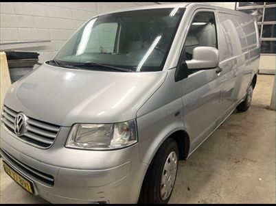 VW Transporter Kombi Lang 2,5 TDI 130HK Van 6g, 246,000 km, 29,800 Kr.