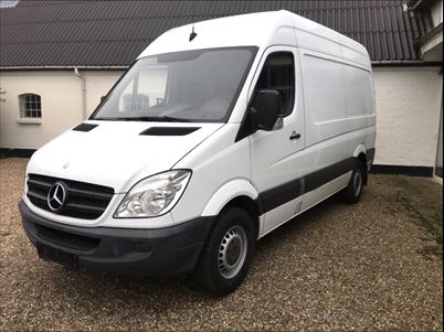 Mercedes-Benz Sprinter 216 2,2 CDi R2 Kassevogn (2012), 167.000 km, 139.000 Kr.