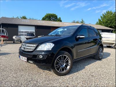 Mercedes-Benz ML320 CDI 4matic (2007), 285,000 km, 169,900 Kr.