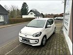 VW UP! 60 Move Up! BMT (2013), 302,000 km, 39,800 Kr.