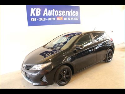 Toyota Auris T2+ (2014), 149,000 km, 99,700 Kr.