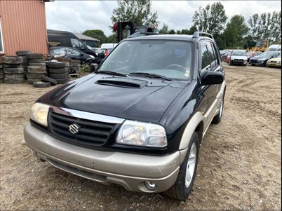 Suzuki Grand Vitara 97-05 2.0TD (2002)