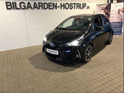 Toyota Yaris Hybrid H2 Premium e-CVT Van (2019), 74.000 km, 84.900 Kr.