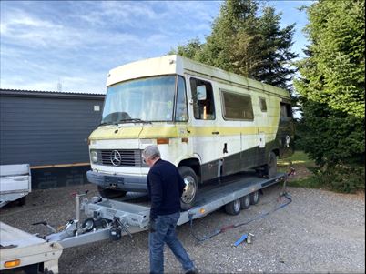 Mercedes-Benz 408-508 67-84 (2000)