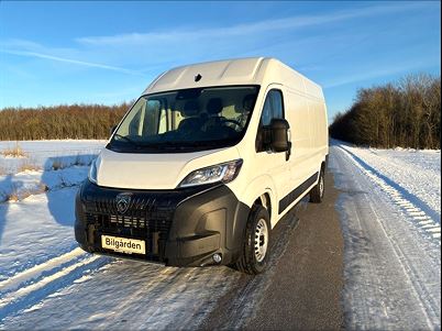 Peugeot e-Boxer 435 L3H2 Premium (2024), 3.000 km, 249.900 Kr.