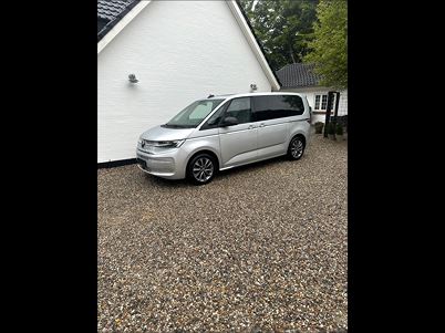 VW Multivan eHybrid Style DSG kort (2021), 62.000 km, 2.738 Kr.