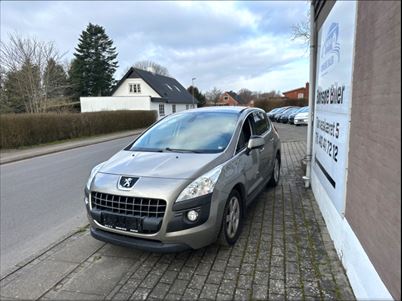 Peugeot 3008 HDi 110 Premium (2009), 263.000 km, 29.800 Kr.