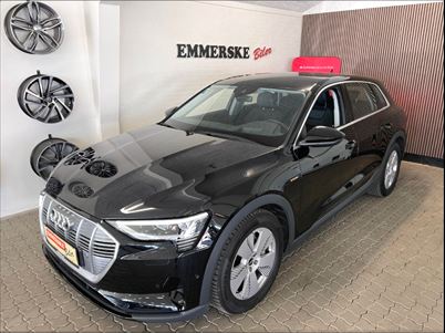 Audi e-tron Advanced quattro (2021), 30.066 km, 309.900 Kr.