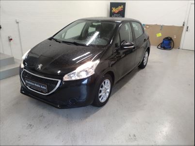 Peugeot 208 VTi Champion Air (2013), 139,000 km, 49,494 Kr.