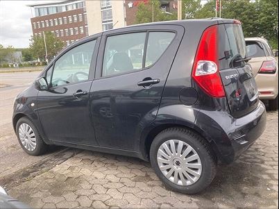 Suzuki 5 dørs 1,0 GLS aircon (2011), 49.000 km, 64.900 Kr.