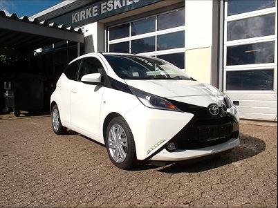 Toyota Aygo 1,0 VVT-i x-wave SKY (2015), 146.500 km, 64.900 Kr.
