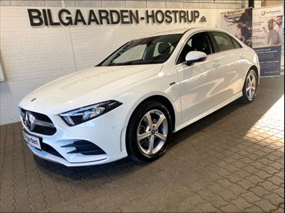 Mercedes-Benz A250 e AMG Line aut. (2021), 22.000 km, 299.900 Kr.