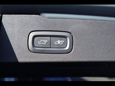 Volvo V60 T8 ReCharge Ultimate Dark aut. AWD (2023), 87.000 km, 449.950 Kr.