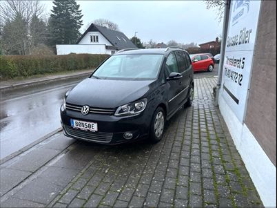VW Touran TDi 140 Highline DSG (2010), 236.000 km, 79.800 Kr.