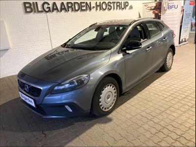 Volvo V40 CC D3 150 Momentum aut. Van (2016), 205,000 km, 74,900 Kr.