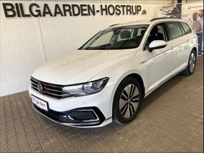 VW Passat GTE Variant DSG (2020), 20.000 km, 254.900 Kr.