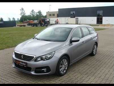 Peugeot 308 1,2 PureTech 130 Style SW EAT8 (2019), 28,000 km, 214,900 Kr.