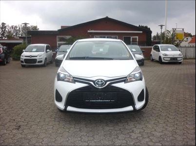 Toyota Yaris 1,0 VVT-I T2 69HK 5d (2015), 72.000 km, 68.000 Kr.