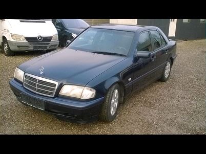 Mercedes-Benz C220 d 2,2 CDI 125HK Aut. (1999), 180.000 km, 19.180 Kr.