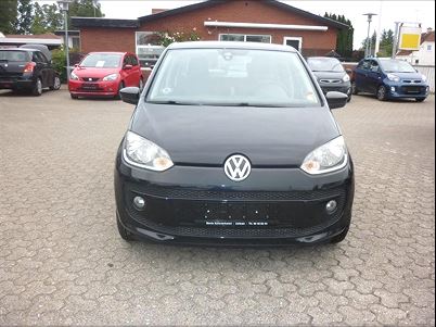 VW up 1,0 MPI BMT Move 60HK 5d (2016), 106,000 km, 73,000 Kr.