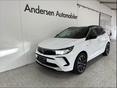 Opel Grandland Hybrid Ultimate aut. (2023), 30,000 km, 299,900 Kr.