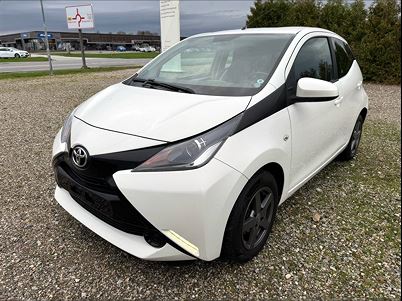 Toyota Aygo 1,0 VVT-I X-Play + X-Touch 69HK 5d (2015), 110.000 km, 64.900 Kr.