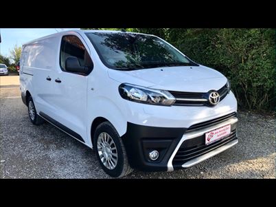 Toyota Proace Long 2,0 D Comfort Master 144HK Van 6g, 25.000 km, 224.900 Kr.