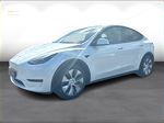 Tesla Model Y RWD (2023), 9,000 km, 319,900 Kr.