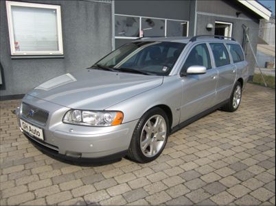 Volvo V70 170 Momentum aut. (2005), 301.000 km, 42.000 Kr.