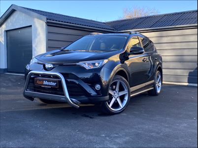 Toyota RAV4 2,5l Hybrid Benzin-el (2017), 38,000 km, 259,900 Kr.