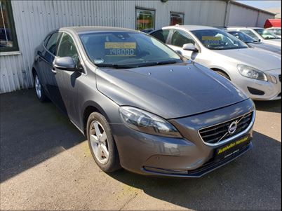 Volvo V40 D2 (2012), 66,000 km, 198,000 Kr.