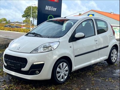 Peugeot 107 Active (2013), 123,000 km, 34,700 Kr.