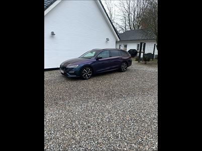Skoda Octavia TSi iV RS Combi DSG (2021), 142.000 km, 239.500 Kr.