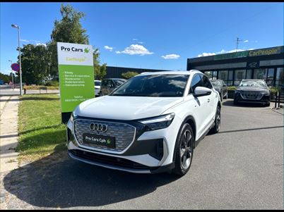 Audi Q4 e-tron 40 S-line (2022), 54.980 km, 269.800 Kr.