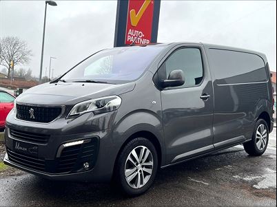 Peugeot Expert BlueHDi 122 L2 Ultimate EAT8 Van (2021), 42.000 km, 159.700 Kr.