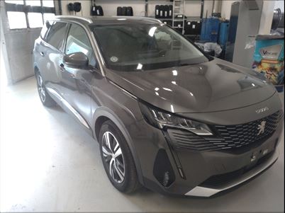 Peugeot 5008 BlueHDi 130 Allure Pack EAT8 7prs (2021), 52,000 km, 326,859 Kr.