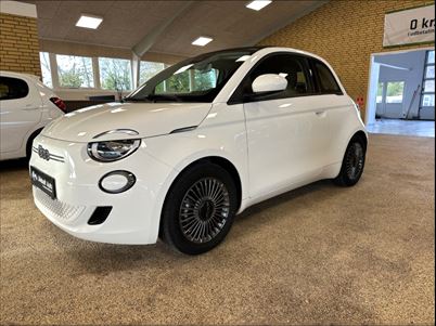 Fiat 500e Icon Pack Cabrio (2023), 10.000 km, 169.900 Kr.