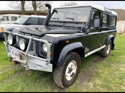 Land-Rover Defender 110