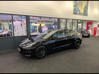 Tesla Model 3 RWD, 12.000 km, 274.700 Kr.