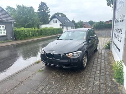 BMW 116d (2011), 309.000 km, 59.800 Kr.