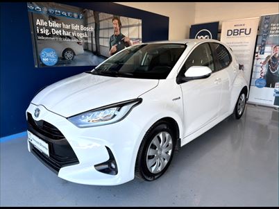 Toyota Yaris 1,5 Hybrid H3 Vision e-CVT (2020), 140.000 km, 129.800 Kr.