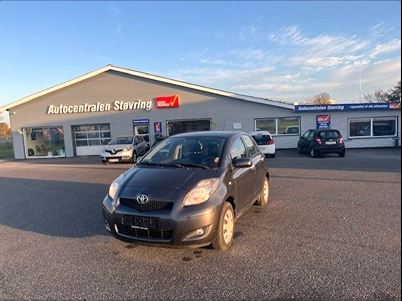 Toyota Yaris TX (2011), 175.000 km, 39.800 Kr.