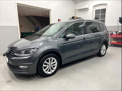 VW Touran TSi 150 Highline DSG 7prs (2017), 183.500 km, 179.900 Kr.